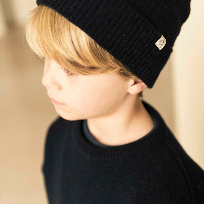 J BEANIE