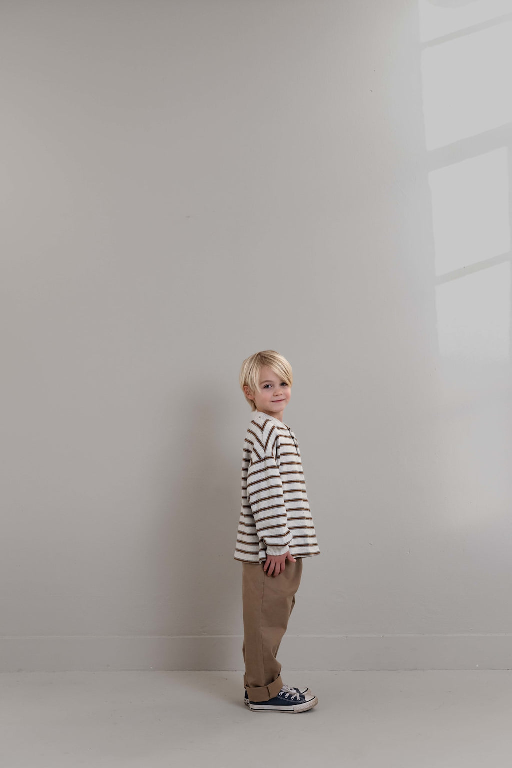 COMFY CHINO CARAMEL BROWN SIDE 2