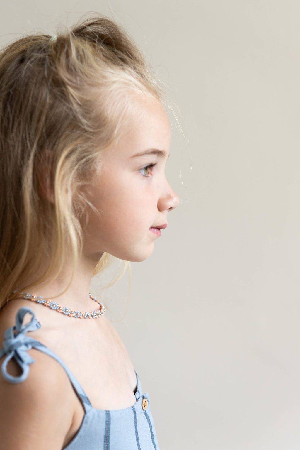 FLOWER NECKLACE