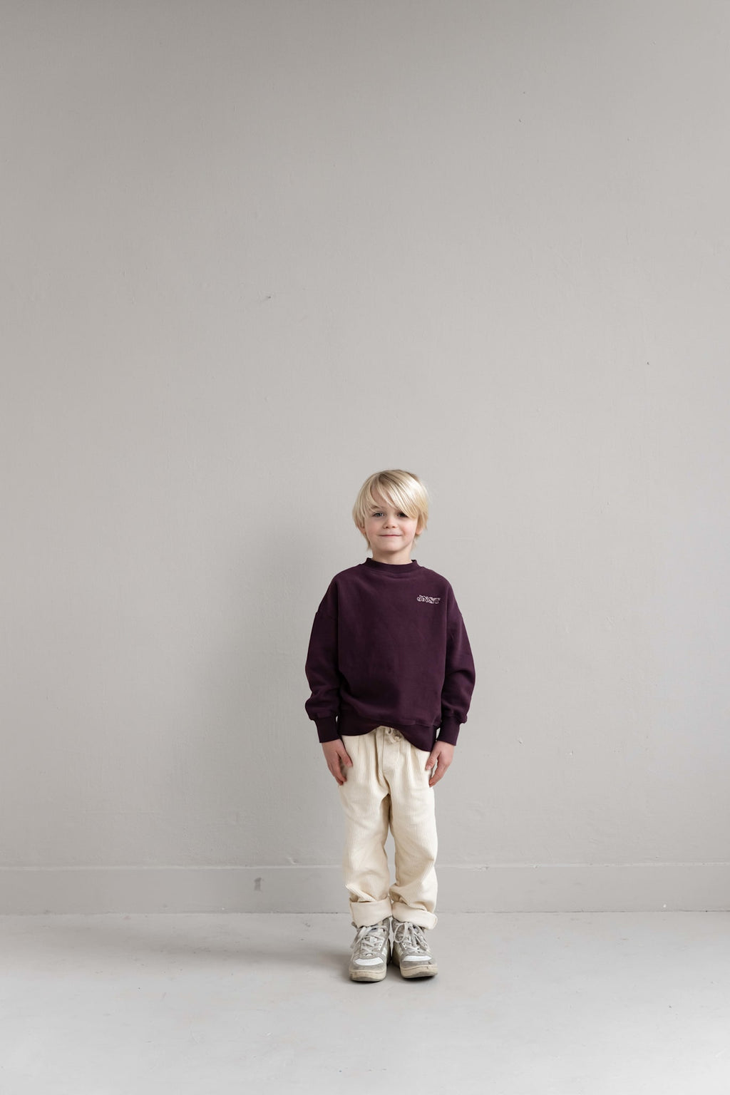 JNST SWEATER