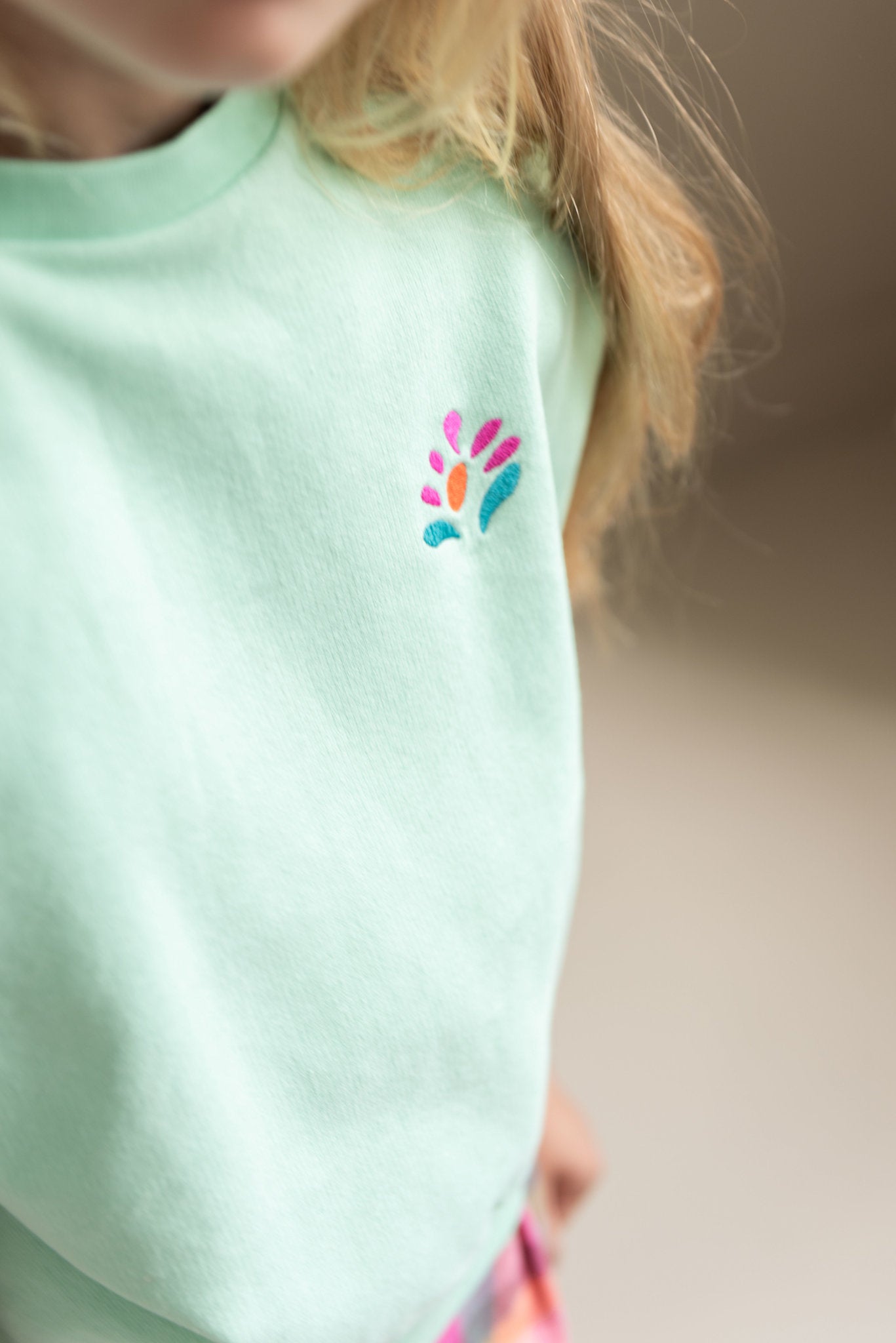 JOEY SLEEVELESS SWEATER