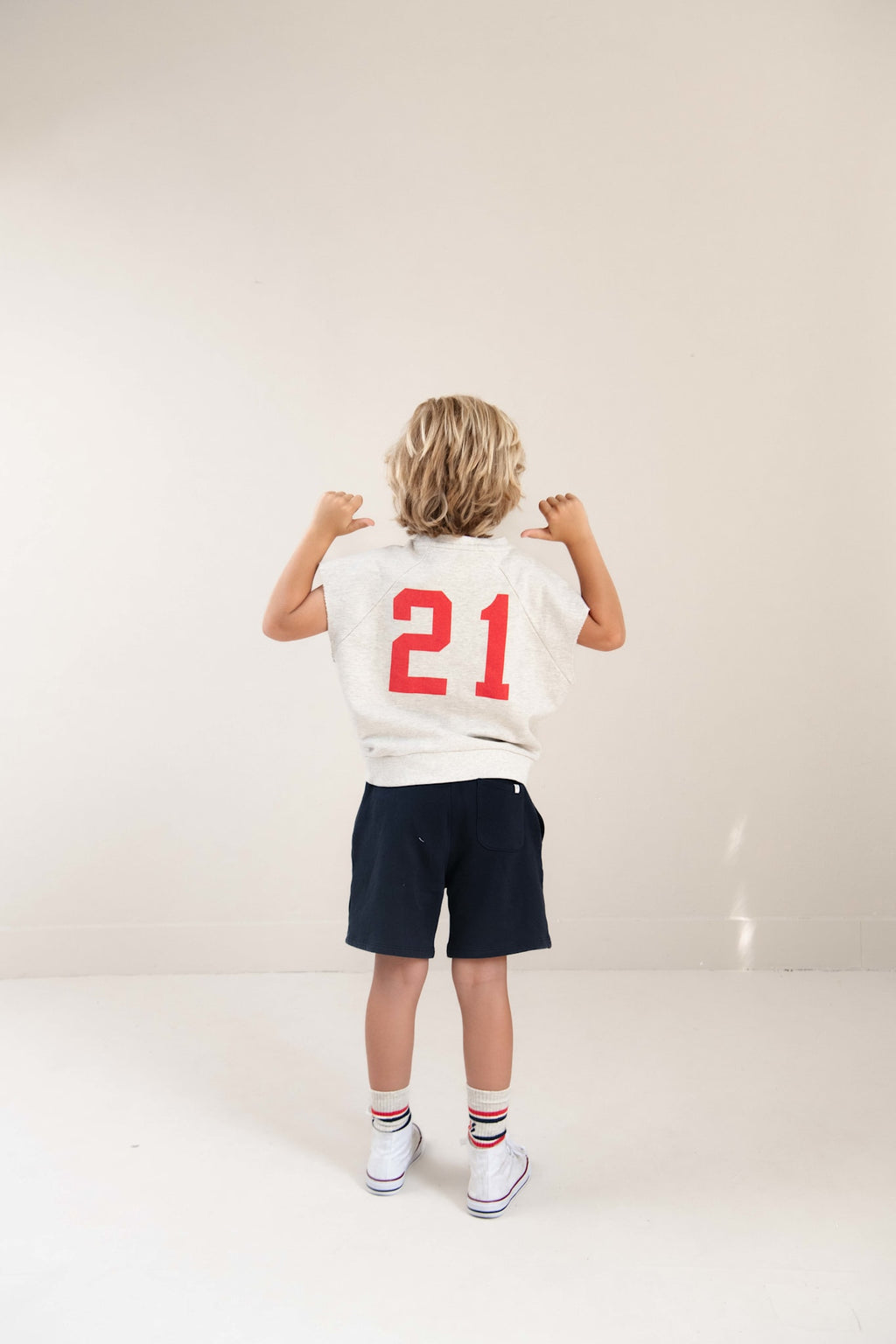 JOEY SLEEVELESS SWEATER