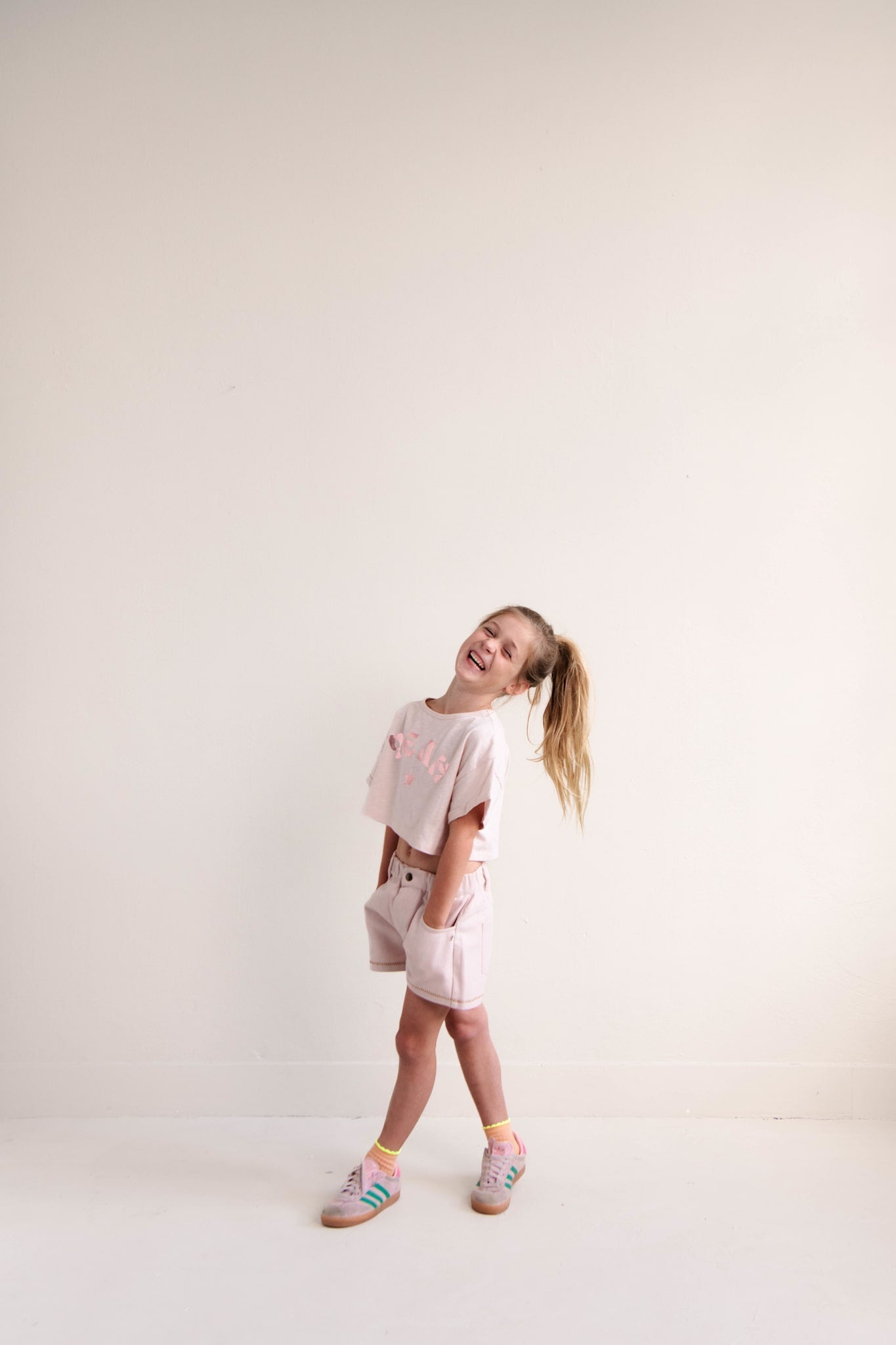 LIZZY CROPPED T-SHIRT