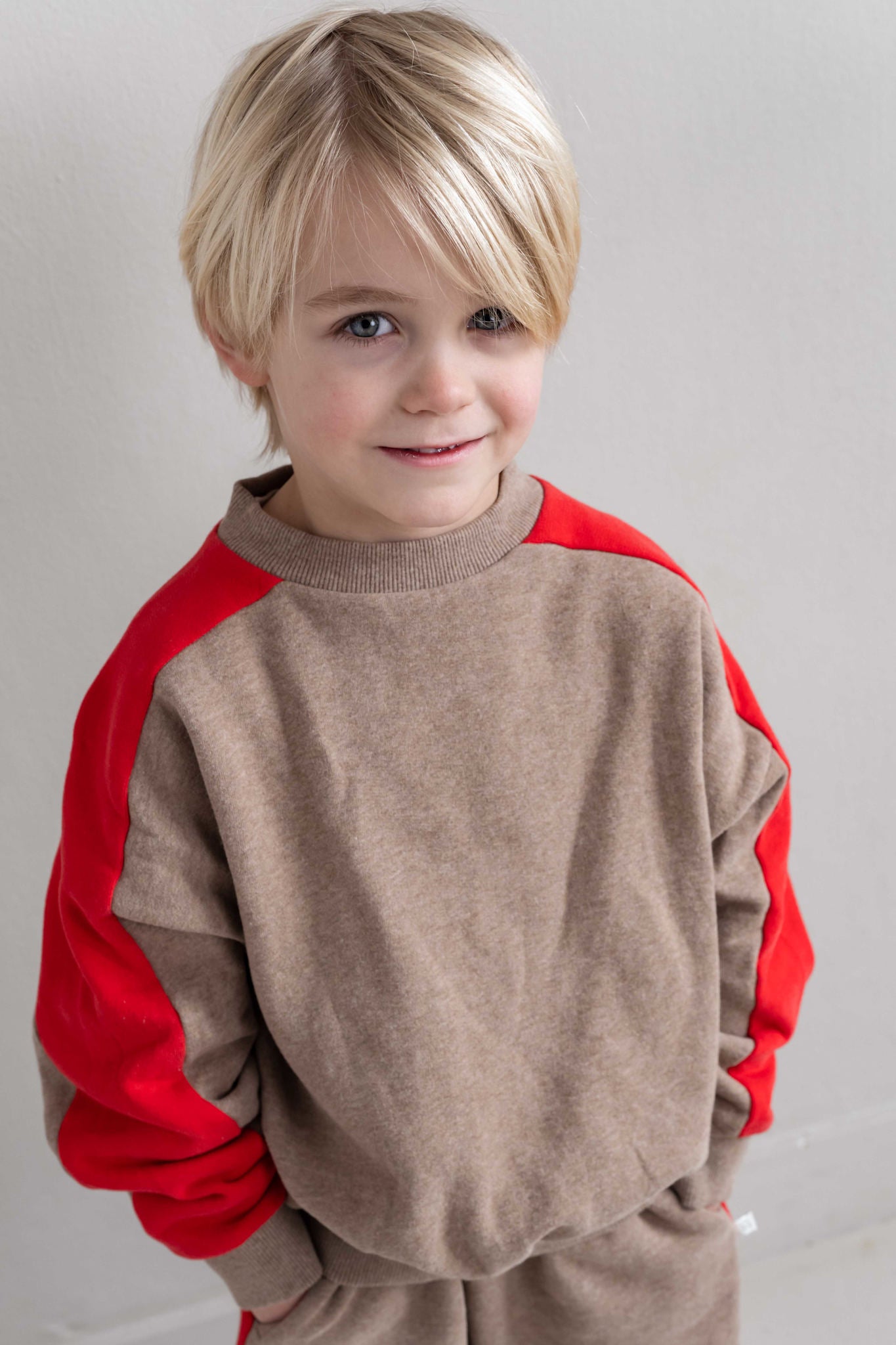 SAMMY SWEATER