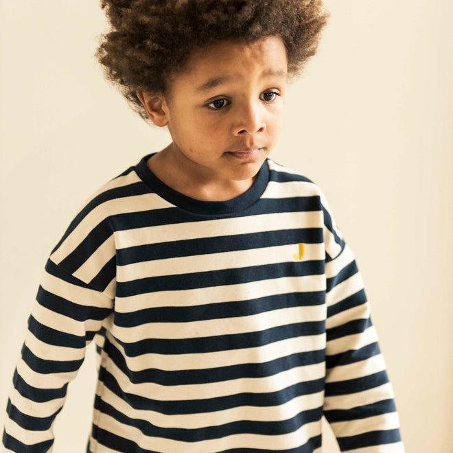 MOOS OVERSIZED LS T-SHIRT