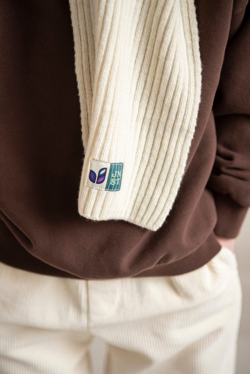 JNST SCARF